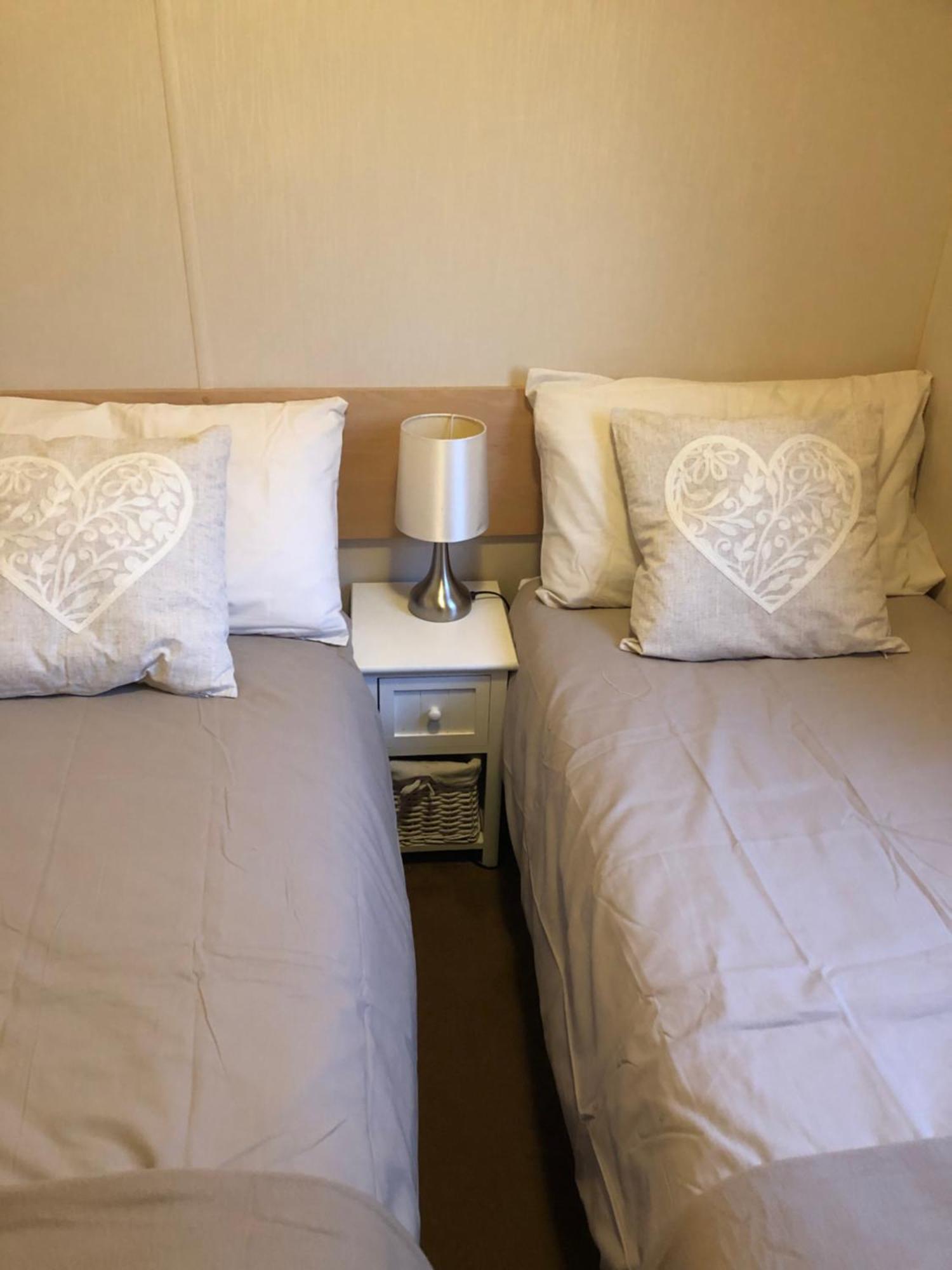 Jules Holiday Caravan Otel Hartley Dış mekan fotoğraf